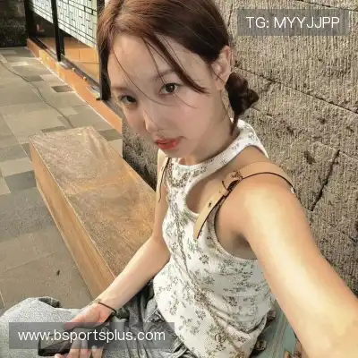 乌侃贞